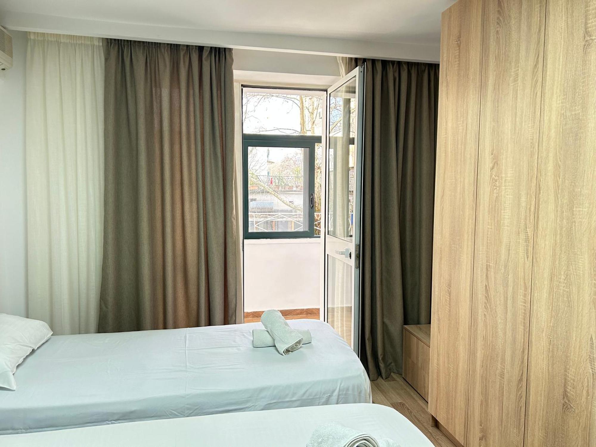 Spacious Fancy Apartment Tirana Exterior foto